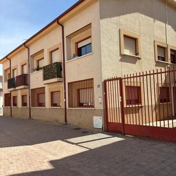 Globalpiso Torrejón verkauft exklusiv eine Wohnung in MECO. Geschlossene Wohnanlage, Apartment im er