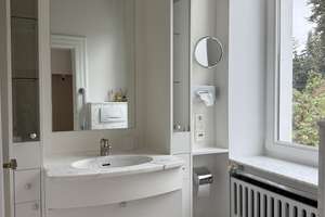 ***SCHMUCKSTÜCK IN HISTORISCHER VILLA IM ZOOVIERTEL***MIT EINBAUKÜCHE, VIELEN EINBAUTEN & BALKON*** – Freytagstraße 49, 40237 Düsseltal, Düsseldorf – Vorschaubild 13