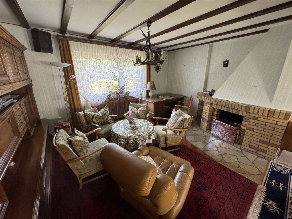 Immobilie in Waldbröl - Großzügiges Wohnhaus mit weitläufigem Grundstück in Hermesdorf - Bild 3