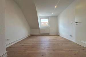 Wohnen über den Dächern: Sanierte 4-Zimmer-Wohnung im 5.OG ohne Aufzug – Die vollständige Adresse der Immobilie erhältst du vom Anbieter., 63067 Messehalle, Offenbach am Main – Vorschaubild 12