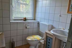 Voll vermietetes MFH mit 2.100 m² Grundstück und Entwicklungspotenzial – 7381 Pößneck – Vorschaubild 5