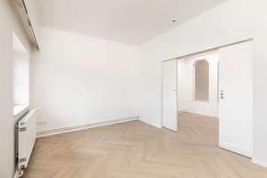 Zw. Südstern und Bergmannkiez: Frisch renovierte DG-Wohnung, 3 Zimmer zzgl. Ess-Küche, Terrasse – Gneisenaustraße 65, 10961 Kreuzberg, Berlin – Vorschaubild 7