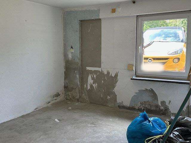 Immobilie in Miesitz - Wohnen auf einer Ebene - Großer sanierungbedürftiger Bungalow mit viel Potenzial - Bild 6