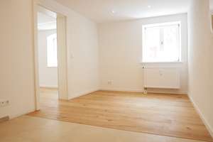 * ERSTBEZUG NACH SANIERUNG* Hochwertige 2,5 ZKB mit Charme im Herzen Friedbergs – Jungbräustraße 18, 86316 Friedberg – Vorschaubild 4