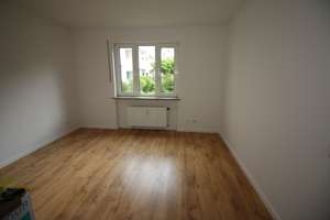 SEHR SCHÖNE SONNIGE 3 ZIMMER WOHNUNG MIT GARTEN – Stefan-George-Ring 43, 81929 Englschalking, München – Vorschaubild 26