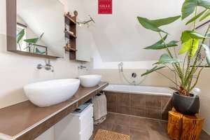 Das perfekte Zuhause: Großzügige DHH mit sehr großer Garage, Kamin, Einbauküche, Sauna und Garten – Die vollständige Adresse der Immobilie erhältst du vom Anbieter., 41516 Grevenbroich – Vorschaubild 32