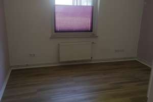 Helle 3-Zimmer-Erdgeschosswohnung mit großzügigem Balkon im Seeviertel – Riesentrapp 21, 38226 Lebenstedt, Salzgitter – Vorschaubild 3