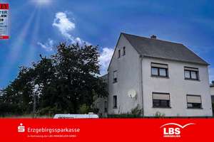 Wohnhaus mit großzügigem Grundstück – Die vollständige Adresse der Immobilie erhältst du vom Anbieter., 9385 Lugau/Erzgebirge – Vorschaubild 1