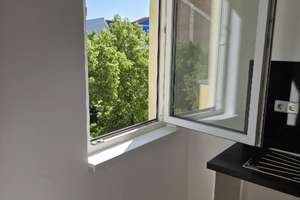 bezugsfreie komplett sanierte 2-Zimmer-Wohnung mit Balkon in Berlin – Huttenstraße 26b, 10553 Moabit, Berlin – Vorschaubild 10