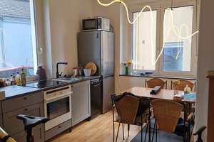 Kompakt wohnen in Solingen: 2-Zimmer-Wohnung mit Einbauküche