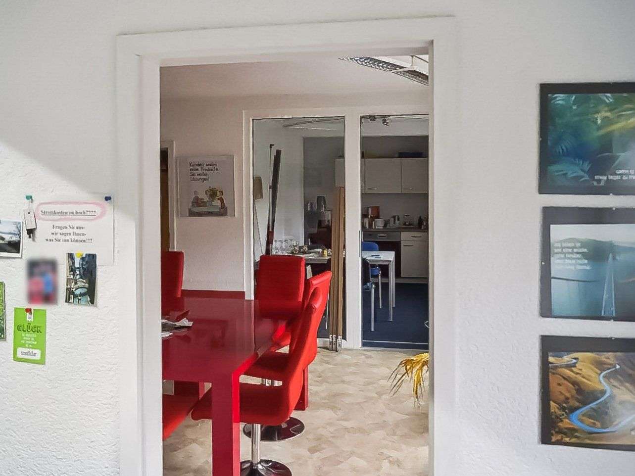 Immobilie in Eisfeld - Vollvermietetes Mehrfamilienhaus mit 4 Wohneinheiten und einer Gewerbeeinheit in Eisfeld - Bild 1