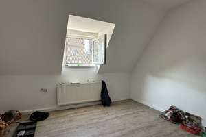 Helle und renovierte DG-Wohnung in der Nordstadt! – Salierstraße 26, 75177 Nordstadt, Pforzheim – Vorschaubild 6