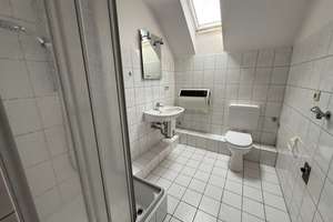Großzügige Dachgeschosswohnung in Schonnebeck – Die vollständige Adresse der Immobilie erhältst du vom Anbieter., 45309 Schonnebeck, Essen – Vorschaubild 10