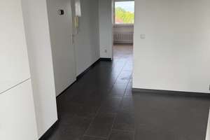 Stilvolle, sanierte 3-Zimmer-Wohnung mit Balkon und EBK in Lübeck – 23566 Sankt Gertrud, Lübeck – Vorschaubild 4