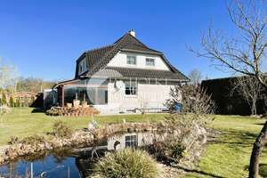 Wohnen mit Stil und Charme: Großzügiges Einfamilienhaus mit Pool-Traumgrundstück in Dedelstorf – Die vollständige Adresse der Immobilie erhältst du vom Anbieter., 29386 Dedelstorf – Vorschaubild 3