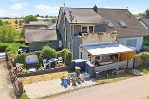Ländlich eingebettete und modernisierte Doppelhaushälfte mit Garage, Kaminofen und Einbauküche – Die vollständige Adresse der Immobilie erhältst du vom Anbieter., 53894 Mechernich – Vorschaubild 12