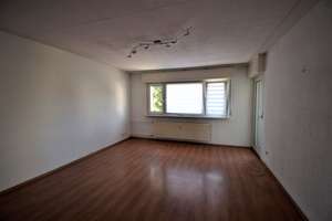 Helle 3-Zimmer-Wohnung in zentraler Lage von Heusenstamm! – Die vollständige Adresse der Immobilie erhältst du vom Anbieter., 63150 Heusenstamm – Vorschaubild 3