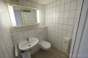 Wohnhaus mit Entwicklungsperspektive für individuelle Gestaltung – Die vollständige Adresse der Immobilie erhältst du vom Anbieter., 41238 Giesenkirchen-Nord, Mönchengladbach – Vorschaubild 9