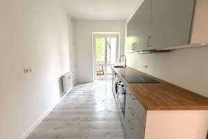 Charmante 2-Zimmer-Altbauwohnung mit Balkon und ruhiger Hofausrichtung – Die vollständige Adresse der Immobilie erhältst du vom Anbieter., 10407 Prenzlauer Berg, Berlin – Vorschaubild 4