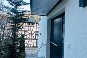 ELEGANTES & FREISTEHENDES ARCHITEKTENHAUS MIT DOPPELGARAGE IN BAD SCHWALBACH FISCHBACH ZU VERMIETEN – Die vollständige Adresse der Immobilie erhältst du vom Anbieter., 65307 Bad Schwalbach – Vorschaubild 4