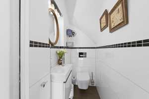 Top-Villenanwesen mit Pool & Park-Grundstück! Garden-Lounge-House! 4 Bäder! 2 Doppel-Garagen! – Duisburg – Vorschaubild 7
