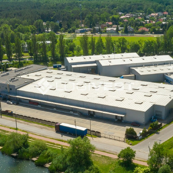 Lagerhalle mit Büro!