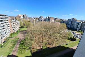 Exklusive 4-Zimmer Penthouse-Wohnung mit Traumblick in Top-Lage Köln-Weiden! – Die vollständige Adresse der Immobilie erhältst du vom Anbieter., 50858 Weiden, Köln – Vorschaubild 4