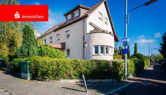 Bild von Frankfurt-Sachsenhausen/Süd: Großzügiges Ein-/Zweifamilienhaus mit Gartenidylle und zwei Garagen !