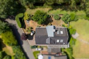 Premiumlage mit Burgblick und traumhaften Garten am Bach – Die vollständige Adresse der Immobilie erhältst du vom Anbieter., 50374 Erftstadt – Vorschaubild 38