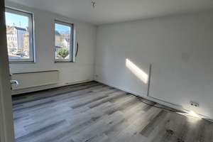 Doppelhaushälfte mit großer Garage/Lager in Siegen-Geisweid – Die vollständige Adresse der Immobilie erhältst du vom Anbieter., 57078 Geisweid, Siegen – Vorschaubild 14