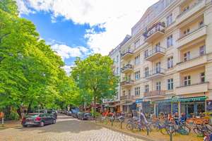 Bezugsfreie DG-Whg mit Terrasse EBK Kamin u. Aufzug – Simon-Dach-Strasse 10, 10245 Friedrichshain, Berlin – Vorschaubild 9