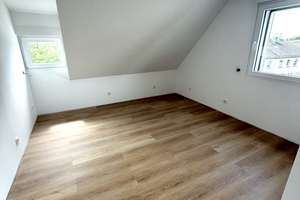 Luxus-Einfamilienhaus mit 3 Bädern, Kamin, Fußbodenheizung & großer Terrasse in Wuppertal – Immenweg 29, 42279 Oberbarmen, Wuppertal – Vorschaubild 25