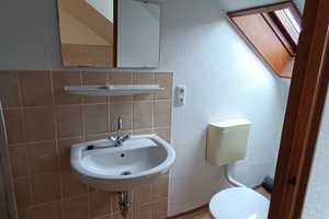 41002 - Dachgeschosswohnung mit Einbauküche im Stadtzentrum – Ludwigstraße 52, 95028 Hof – Vorschaubild 7