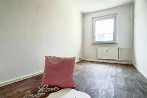 Neue Wohnung in Mittelsachsen (Kreis) 4 Zimmer Wohnung in Mittelsachsen (Kreis)