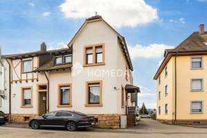 Gepflegtes Wohnhaus mit großzügiger Raumaufteilung, ELW und toller Ausstattung in zentraler Lage