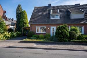 Reserviert! Gepflegte Doppelhaushälfte in der Klever Oberstadt zu verkaufen! – Die vollständige Adresse der Immobilie erhältst du vom Anbieter., 47533 Kleve – Vorschaubild 2