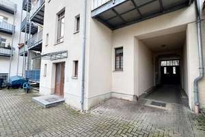 "Langfristig vermietete 3-Raum-Wohnung mit Balkon, Stellplatz und EBK - renovierungsbedürftig" – Lessingplatz 3, 9130 Sonnenberg, Chemnitz – Vorschaubild 4