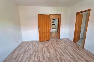 Viel Platz, viel Fläche, viele Möglichkeiten - RMH in exzellenter Lahe – Isaraustraße 48, 82538 Geretsried – Vorschaubild 48
