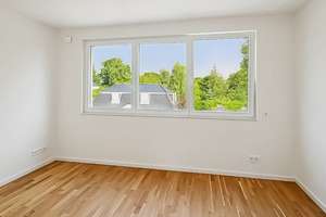 Modernes Reihenmittelhaus mit Dachterrasse und kleinem Garten in Hamburg Duvenstedt – Die vollständige Adresse der Immobilie erhältst du vom Anbieter., 22397 Duvenstedt, Hamburg – Vorschaubild 12