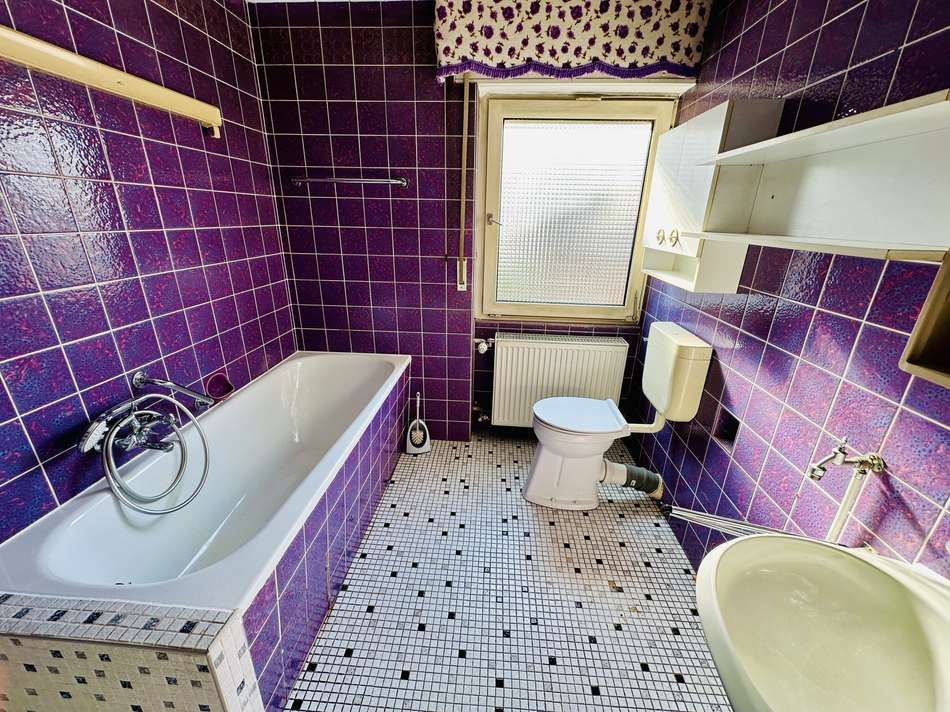 Badezimmer EG