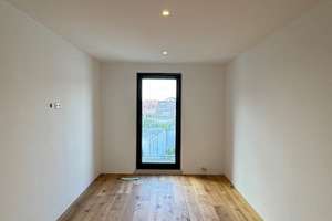 Luxuriöse 2-Zimmer Wohnung im 3. OG mit Balkon in Karlsruhe Innenstadt-West – Akademiestrasse 28, 76133 Innenstadt-West, Karlsruhe – Vorschaubild 2