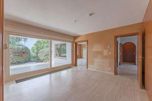 Einfamilienwohnhaus mit ausbaubarem Dachgeschoss und Doppelgarage,  Göppingen  – Die vollständige Adresse der Immobilie erhältst du vom Anbieter., 73035 Göppingen – Vorschaubild 4