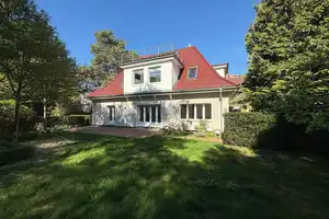 Property thumbnail 1