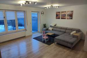 Geräumige 6-Zimmer-DHH in Erkenbrechtsweiler – Die vollständige Adresse der Immobilie erhältst du vom Anbieter., 73268 Erkenbrechtsweiler – Vorschaubild 3