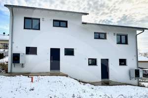 Erstbezug KFW55: Helle Doppelhaushälfte mit Südausrichtung – Herrnwald 44, 94575 Windorf – Vorschaubild 4