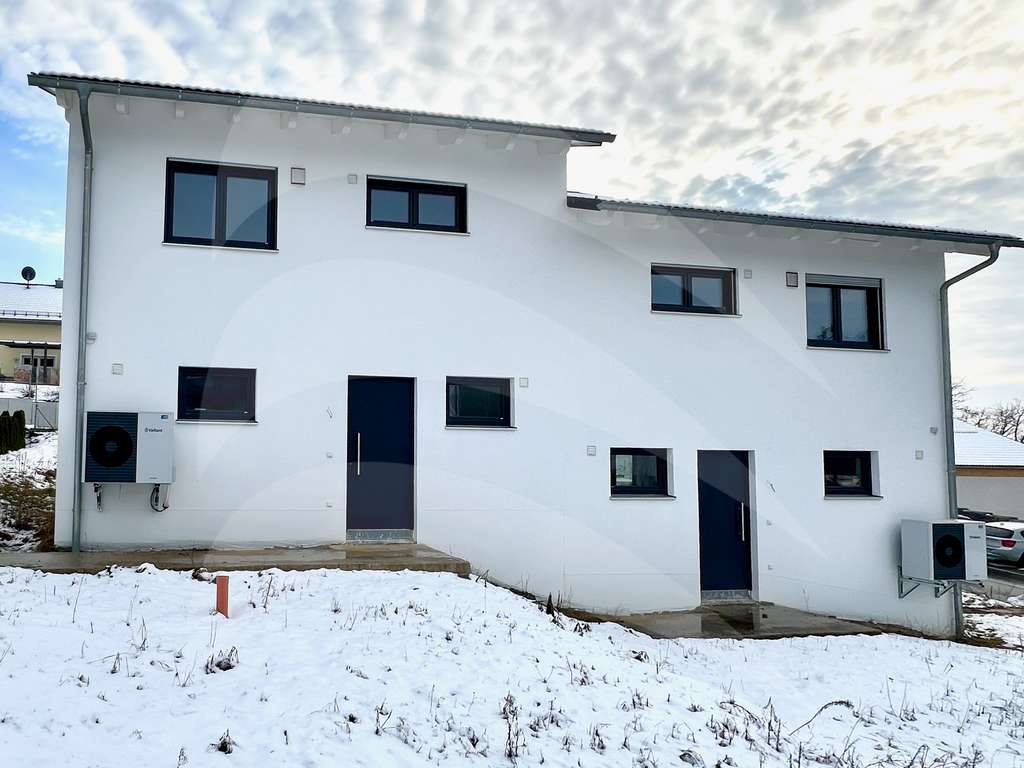 Immobilie in Windorf - Erstbezug KFW55: Helle Doppelhaushälfte mit Südausrichtung - Bild 3