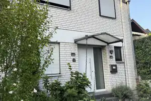 Günstiges, modernisiertes 4-Raum-Reihenhaus in Bonn Holzlar