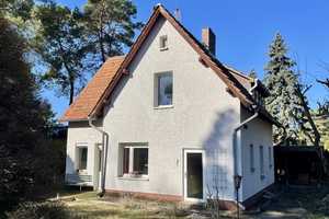 Sanierungsbedürftiges Einfamilienhaus am Fuße der Püttberge – Berlin – Vorschaubild 2