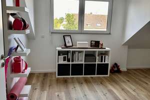 Fast neu in Fischeln: 3-Zimmer DG-Wohnung mit Süd-Terrasse, Aufzug, Erdwärmpume & Fußbodenheizung – Kölner Straße 337, 47807 Fischeln, Krefeld – Vorschaubild 26