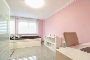 Maisonette im Haus-im-Haus-Stil: Großzügige 4,5-Zimmer mit eigenem Eingang in Stuttgart-Hausen – 70499 Hausen, Stuttgart – Vorschaubild 9